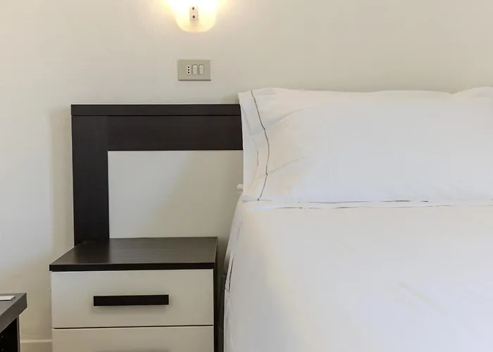 Torre Hotel Garda (Verona)