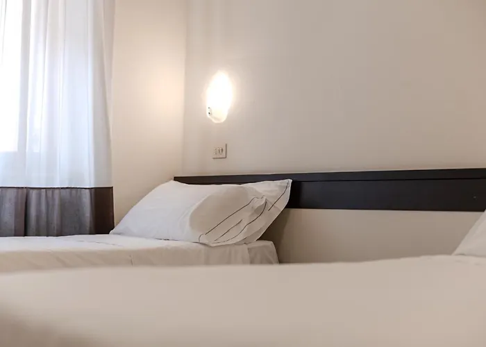 Hotel Torre Garda (Verona)