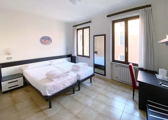 Torre Hotel Garda (Verona)