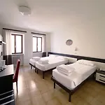 Torre Szálloda Garda